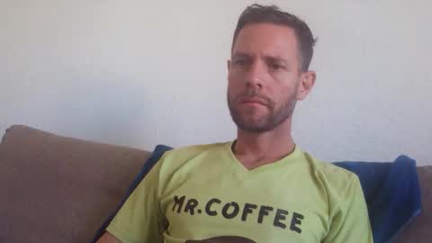 jojo19844 online show from September 27, 9:40 am