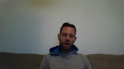 jojo19844 online show from October 6, 4:52 am