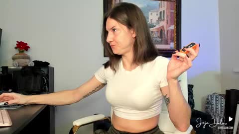 Snapshot of jojodelow chatting on February 21, 4:07 am online show from February 21, 4:07 am