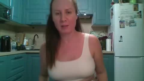 you can call me my Queen online show from May 15, 10:39 pm