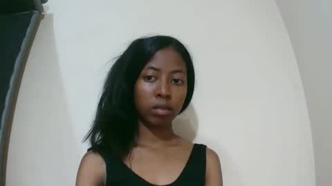 joliekah27 online show from December 16, 9:10 pm