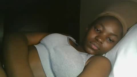 jollynabeb online show from October 30, 1:17 am