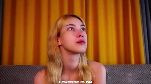 Viola online show from March 8, 1:04 pm