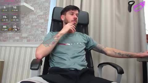 JonahShaw online show from November 18, 5:32 am