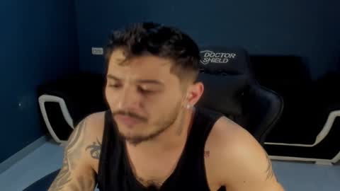 jonnyporn1 online show from March 17, 7:08 pm