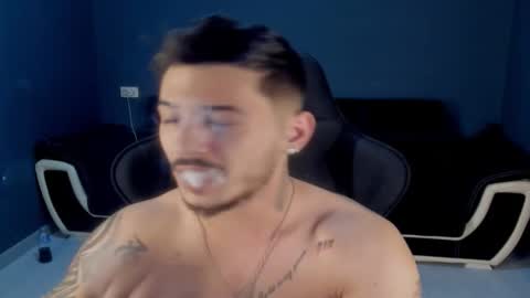 jonnyporn1 online show from March 13, 5:16 pm