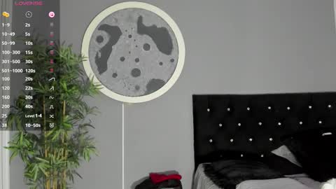 Jordan online show from December 14, 9:04 am