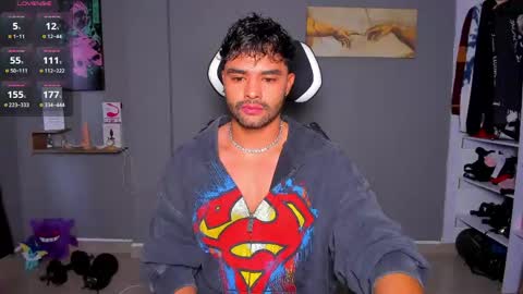 JordanRossie online show from May 10, 11:49 am