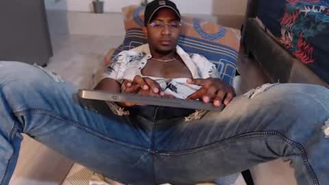 Jackson online show from April 22, 2:35 pm