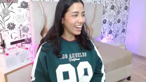 Joselyn  online show from March 19, 11:59 am