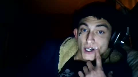 joshuamadeit123 online show from November 12, 6:49 am