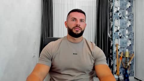 joshuamuscle69 online show from September 12, 1:46 pm