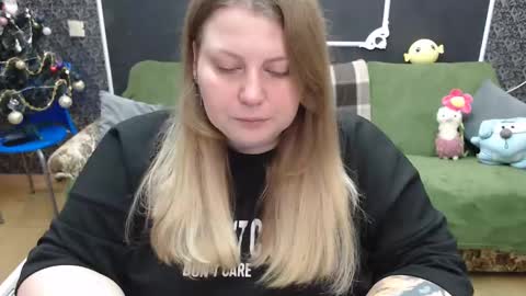 Snapshot of josiesun771 chatting on January 13, 7:11 am josiesun771 online show from January 13, 7:11 am