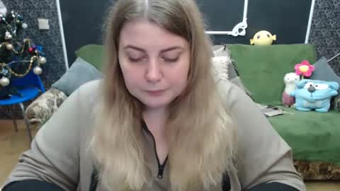 Snapshot of josiesun771 chatting on December 21, 7:56 am josiesun771 online show from December 21, 7:56 am