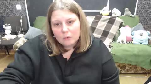 Snapshot of josiesun771 chatting on October 18, 10:52 am josiesun771 online show from October 18, 10:52 am