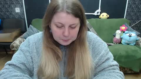 Snapshot of josiesun771 chatting on March 3, 6:59 am josiesun771 online show from March 3, 6:59 am