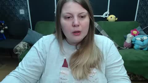 Snapshot of josiesun771 chatting on February 28, 7:15 am josiesun771 online show from February 28, 7:15 am