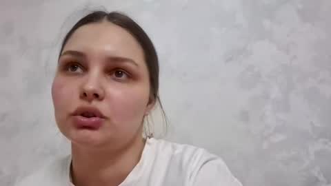 josievaughan online show from March 20, 11:26 am