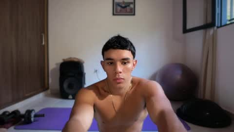 Im Jouliano online show from April 4, 10:06 pm