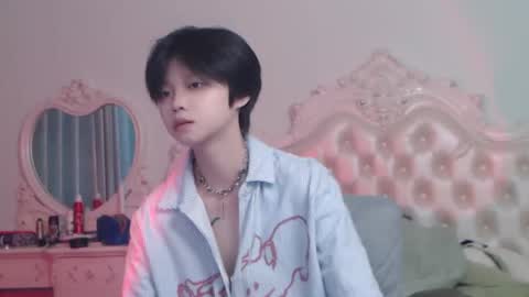 joycekay online show from June 11, 12:43 am