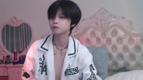 joycekay online show from June 8, 9:05 pm