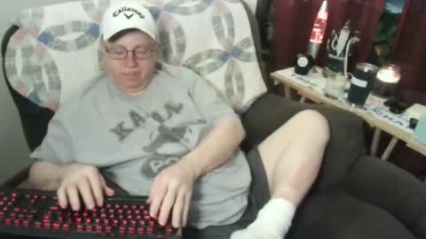 Snapshot of jpmel99 chatting on February 18, 2:49 am jpmel99 online show from February 18, 2:49 am