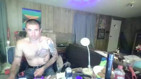 jrizzle1111 online show from February 18, 11:43 am