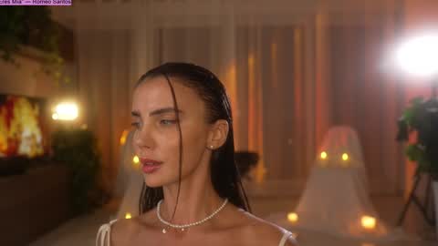 Jennifer Diaz online show from November 6, 7:28 pm