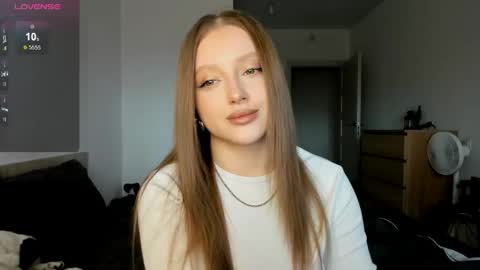 Julia and Julia online show from April 15, 1:03 pm