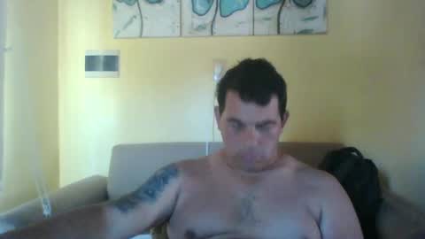 Snapshot of juan1019rosa chatting on January 6, 1:30 pm ronaldo online show from January 6, 1:30 pm