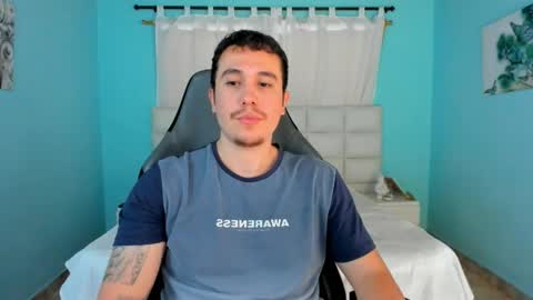 Juan online show from April 11, 8:02 pm