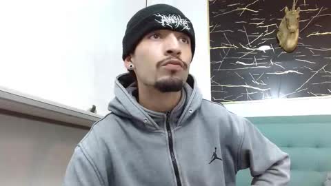 JUAN JOSE online show from January 11, 3:34 am