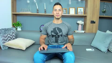 juan_muscle online show from March 5, 1:10 am