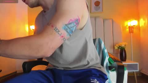 JUAN online show from November 17, 1:24 pm