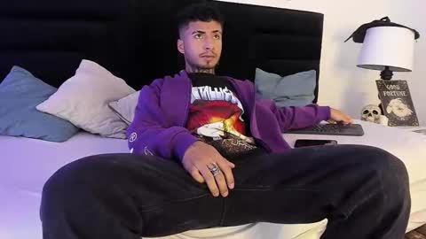 juancamilo66_ online show from October 26, 3:07 am