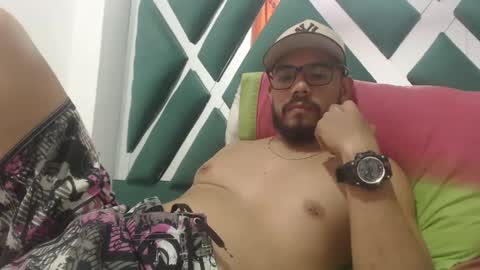 juanfe_style online show from September 26, 9:01 pm