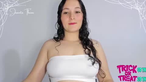 Snapshot of juanita_thorne chatting on October 20, 11:54 pm online show from October 20, 11:54 pm