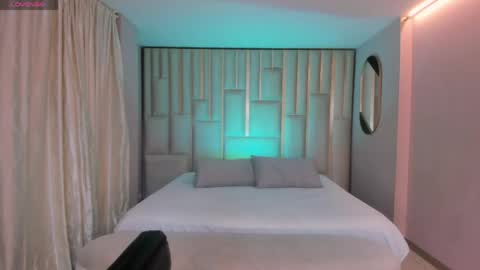 Juanita Clay online show from March 21, 7:51 pm