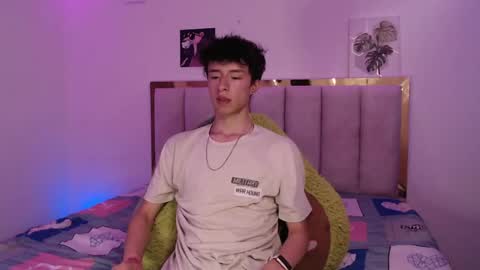 juanmres online show from May 9, 5:08 pm