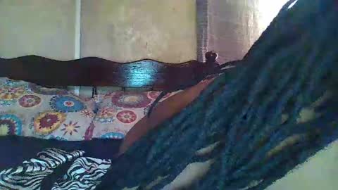 juice_petite3 online show from February 1, 11:42 am