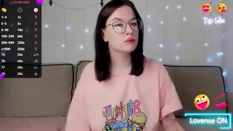 Bella online show from February 16, 2:15 pm