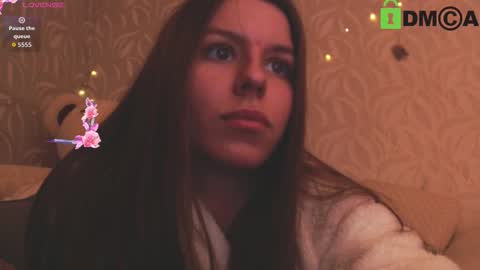 Snapshot of juicy_mystery chatting on September 28, 5:22 pm laura online show from September 28, 5:22 pm