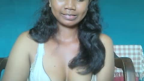 Snapshot of juicy_pretty chatting on January 16, 8:43 am stellah online show from January 16, 8:43 am