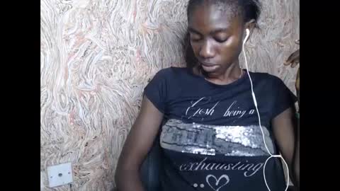 queen online show from February 11, 12:59 am