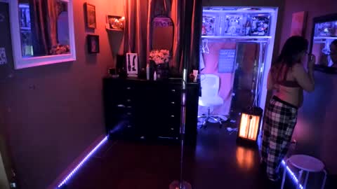 juicyjayxxx69 online show from January 9, 3:26 am