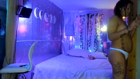 juicyjayxxx69 online show from September 17, 4:49 am