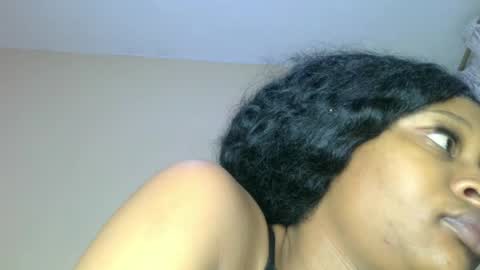 Juicy Bumbum online show from March 28, 3:19 am