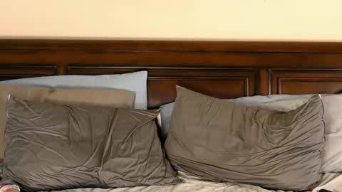 Juicy Teacher online show from April 18, 7:07 pm