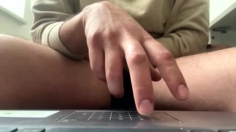 juicyybella online show from October 5, 9:29 am