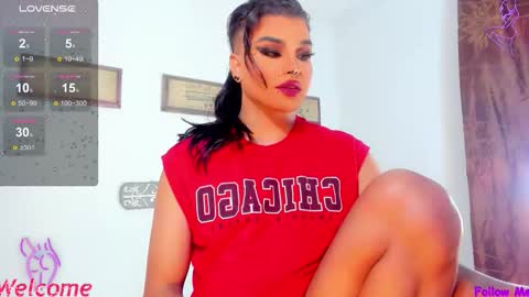 Jujubee online show from November 24, 3:43 pm